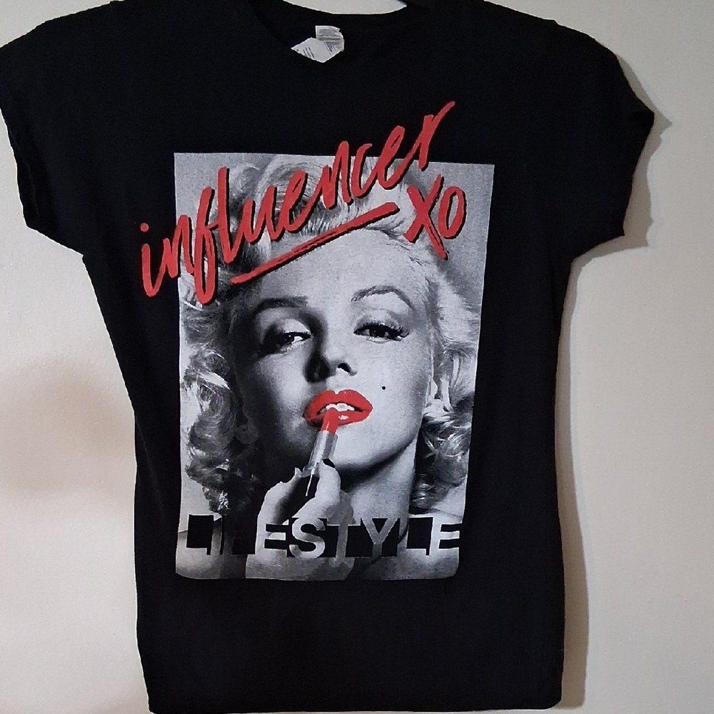 Marilyn Monroe Influncer Black Ladies T-Shirt